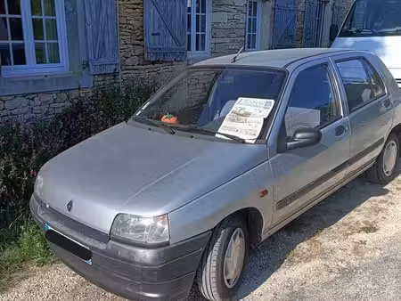 Renault Clio 1.4 73
