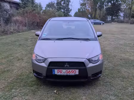 Mitsubishi Colt 1.3 95 Invite