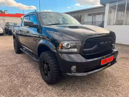 Dodge RAM 1500 V8 5.7