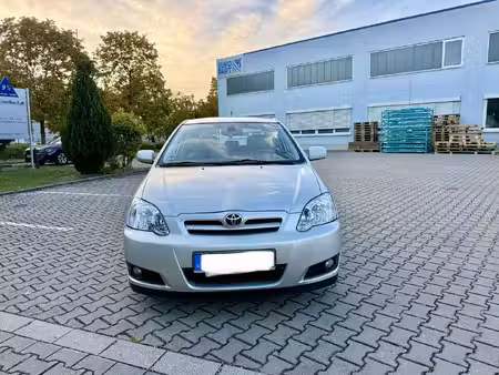 Toyota Corolla 1.6 110 Sol