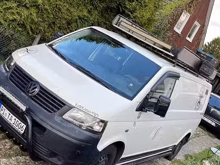 Volkswagen Transporter T5 1.9 TDI 84