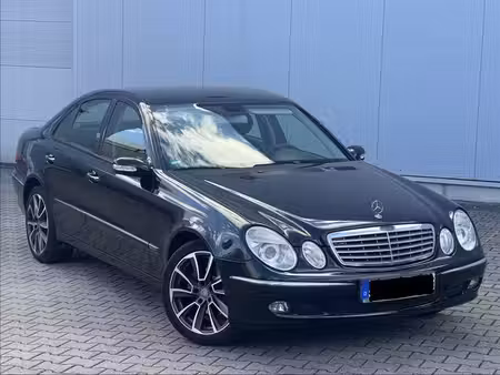Mercedes-Benz Classe E E 200