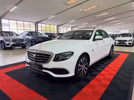 Mercedes-Benz Classe E E 300 2.0 211 Ambiente