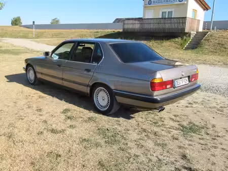 BMW Série 7 750i