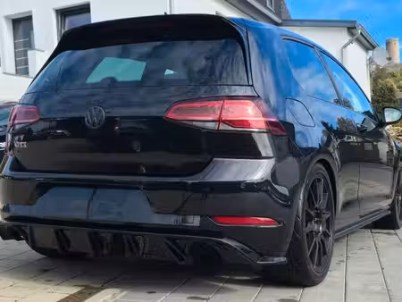 Volkswagen Golf GTI 2.0