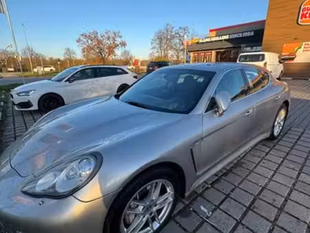 Porsche Panamera 4S V8 4.8 400 4x4