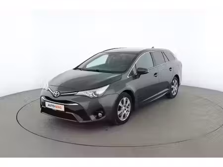 Toyota Avensis Break 2.0 143