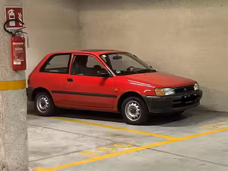 Toyota Starlet 1.3 75 S