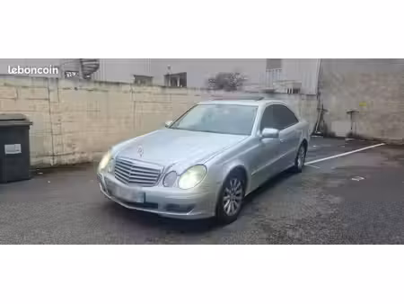 Mercedes-Benz Classe E E 220 2.1 170 Elegance