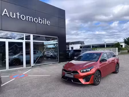 Kia Ceed 1.5 T-GDi 160 GT Line Premium