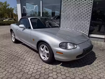 Mazda MX5 1.6 110