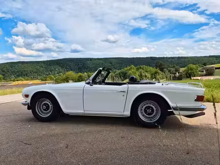 Triumph TR6
