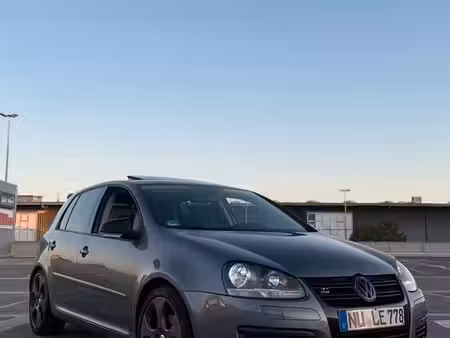 Volkswagen Golf 1.6 102