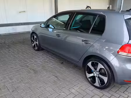 Volkswagen Golf 1.4 TSI 122