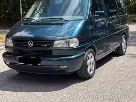 Volkswagen Transporter T4 2.5 TDI