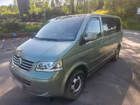 Volkswagen Transporter T5 2.5 TDI 174