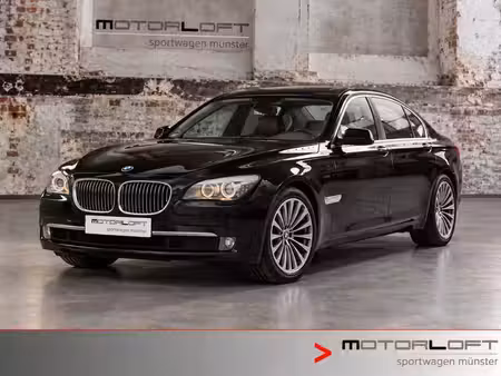 BMW Série 7 750i V8 4.4 407