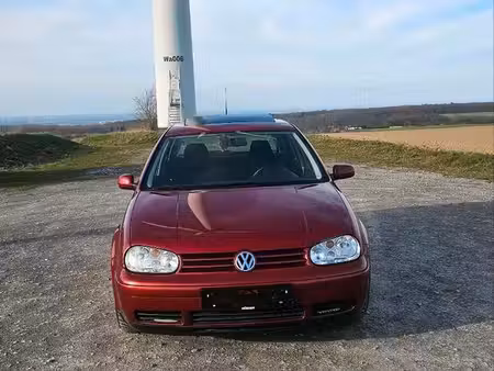 Volkswagen Golf 2.3 150