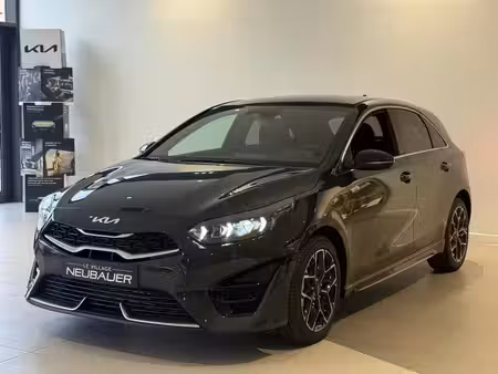 Kia Ceed 1.5 T GDi 140 GT Line