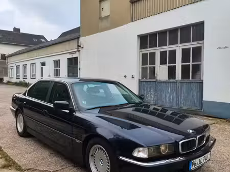 BMW Série 7 740i 4.0 286