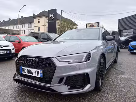 Audi A4 RS4 V6 2.9 TFSI 450 quattro
