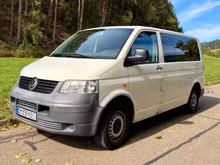 Volkswagen Transporter T5 1.9 TDI 86
