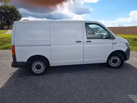 Volkswagen Transporter T5 2.0 TDI 84