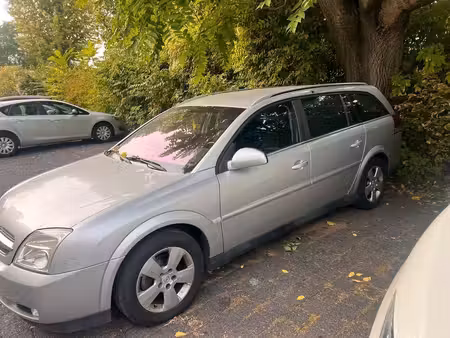 Opel Vectra 2.2 155