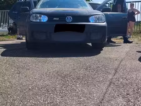 Volkswagen Golf R32 1.9 TDI 105