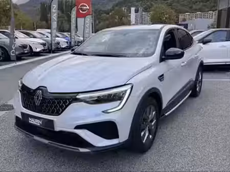 Renault Arkana E-Tech 1.6 145 Techno