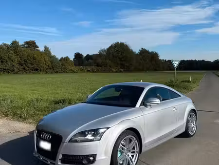 Audi TT V6 3.2 250 quattro