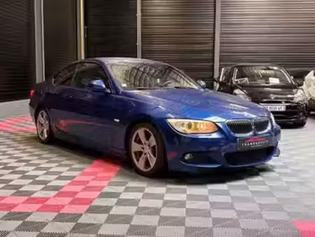 BMW Série 3 325i 3.0 218 Confort