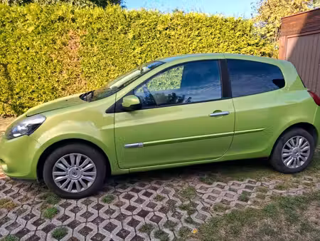 Renault Clio 1.2 75