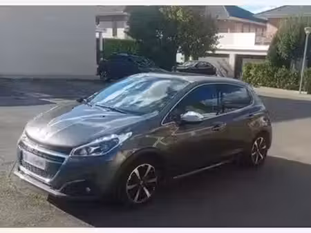 Peugeot 208 1.2 PureTech 110 Tech Edition