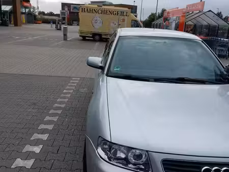 Audi A3 1.6 102 Ambiente
