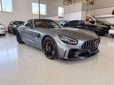 Mercedes-Benz AMG GT V8 4.0 585