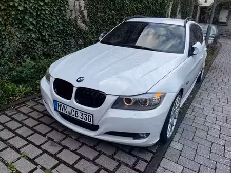 BMW Série 3 330d 3.0 245