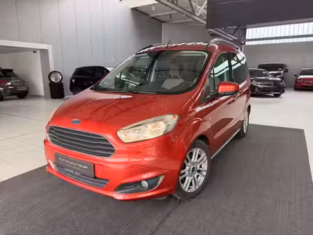 Ford Tourneo Courier 1.0 100 Titanium