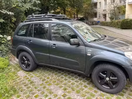 Toyota RAV4 2.0 150 Executive 4x4