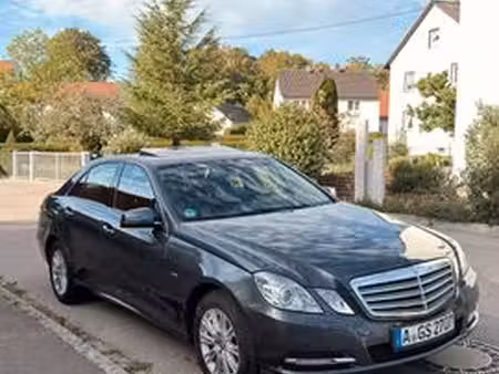 Mercedes-Benz Classe E E 250 2.1 150 Elegance