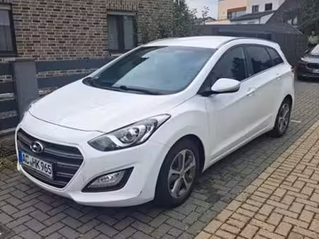 Hyundai i30 1.4 100