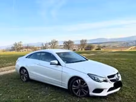 Mercedes-Benz Classe E E 220