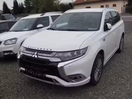 Mitsubishi Outlander PHEV 2.4 135 4x4