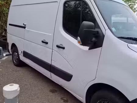 Renault Master 2.3 dCi 135