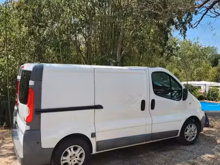Renault Trafic 2.0 dCi 90