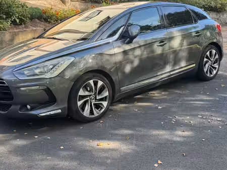 DS 5 