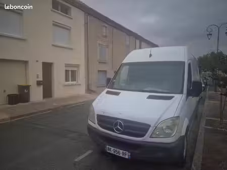 Mercedes-Benz Sprinter 311 109