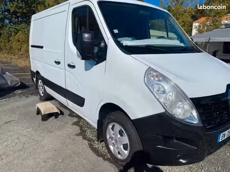 Renault Master dCi 100