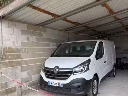 Renault Trafic dCi 145