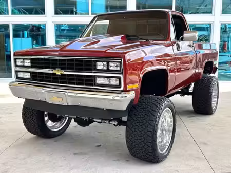 Chevrolet K10 Base